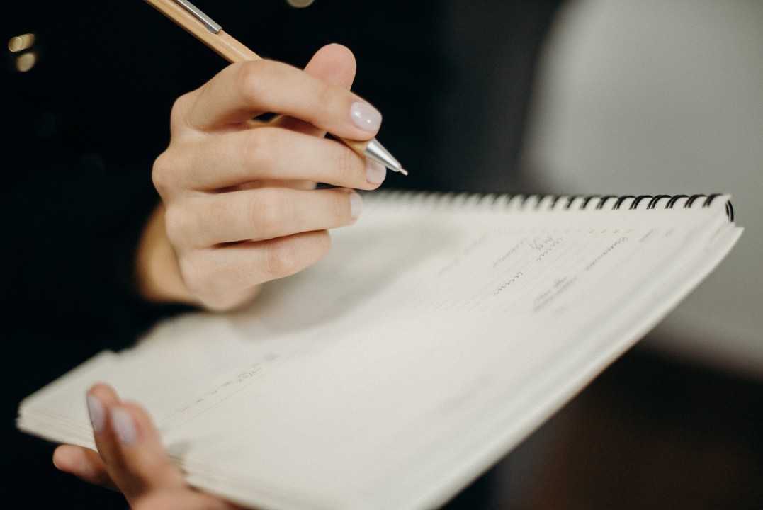 How To Outline A Book: The Secrets To Mind Maps and More!
